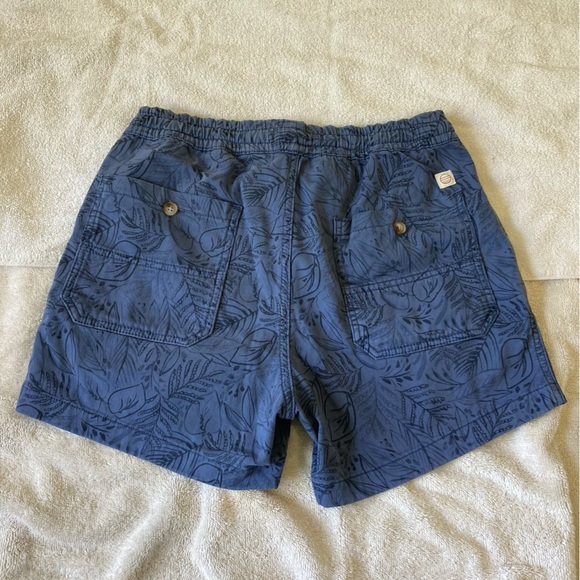 Marine Layer Men’s Size Medium Blue Print Saturday Shorts NWOT - Picture 5 of 8